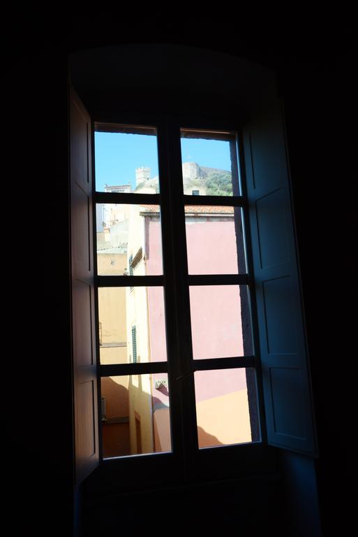 فندق Il Corso 41 Openhouse بوسا المظهر الخارجي الصورة