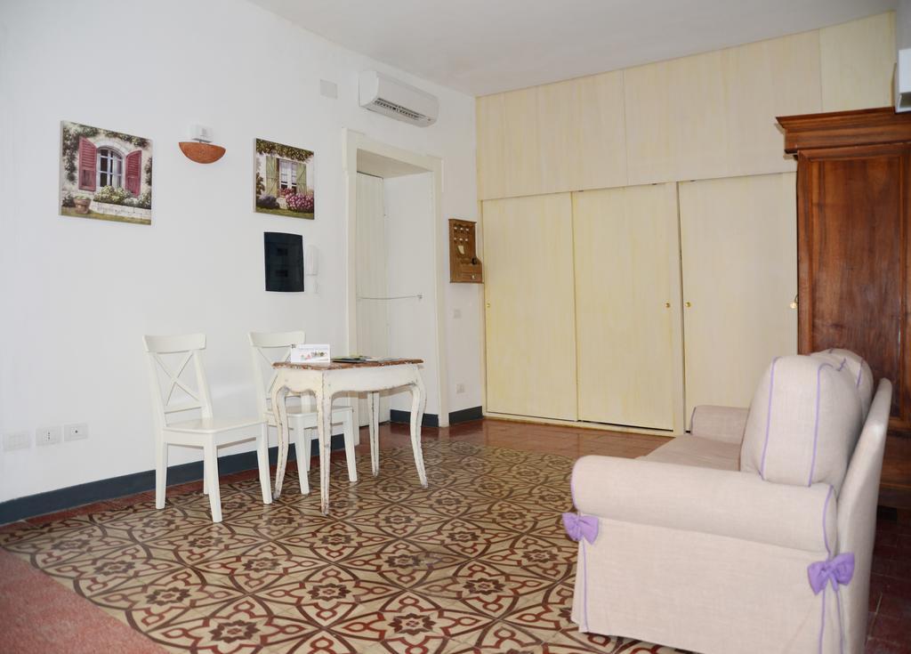 فندق Il Corso 41 Openhouse بوسا المظهر الخارجي الصورة